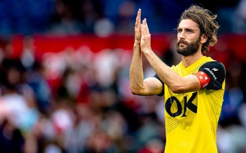 已经为他奠 已经为他奠